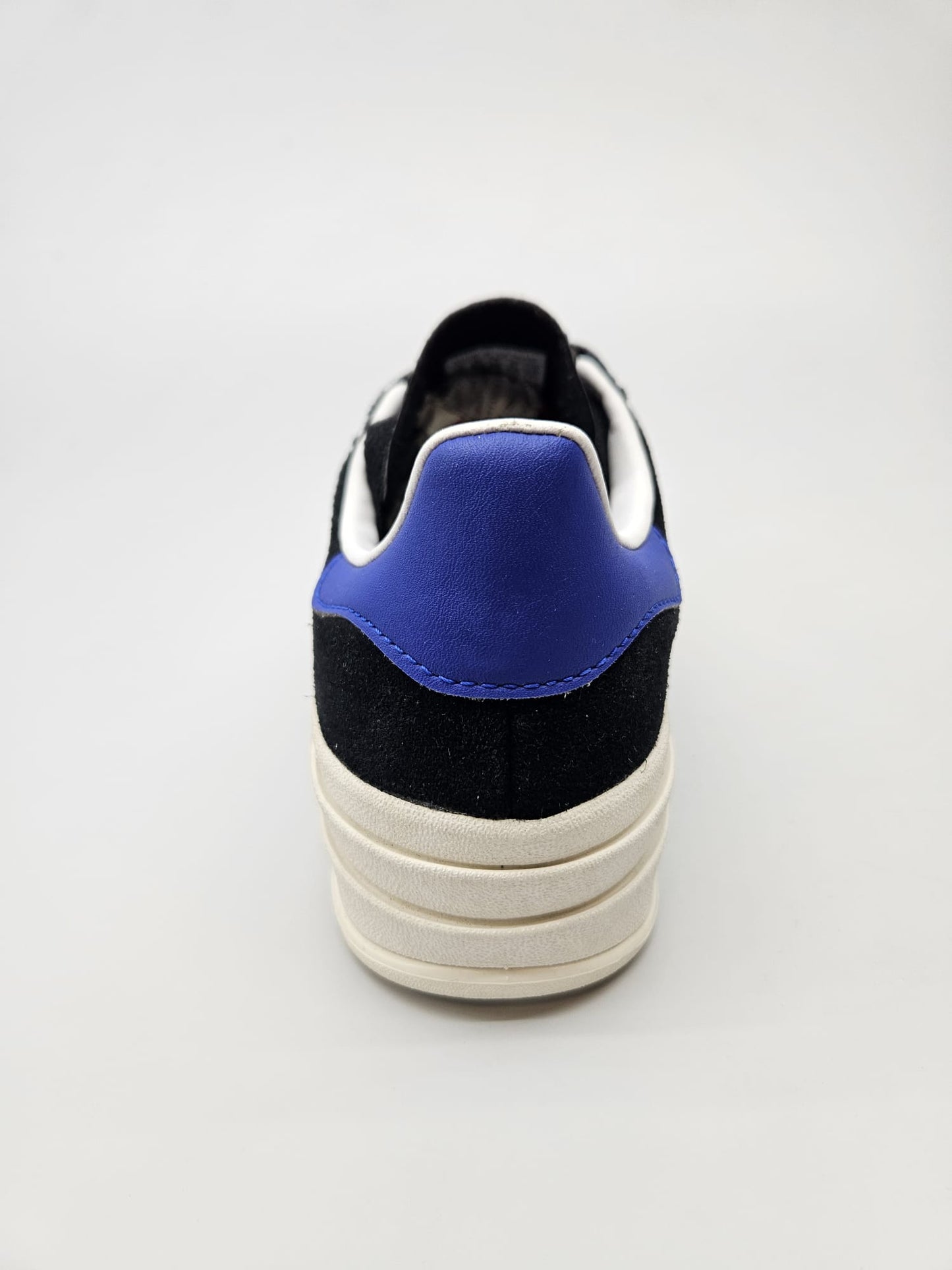 ADIDAS GAZZELE NOVI ORIGINAL PATIKI BR 36