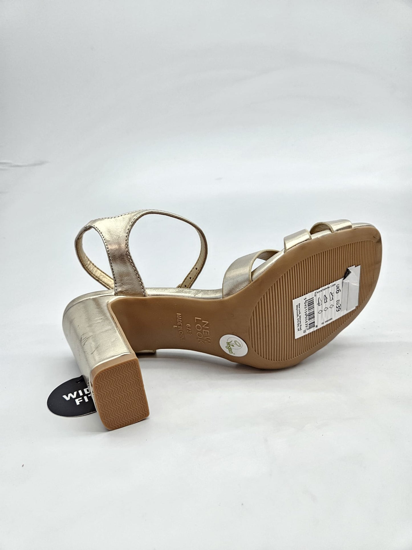 NEW LOOK NOVI ORIGINAL SANDALI BR 39