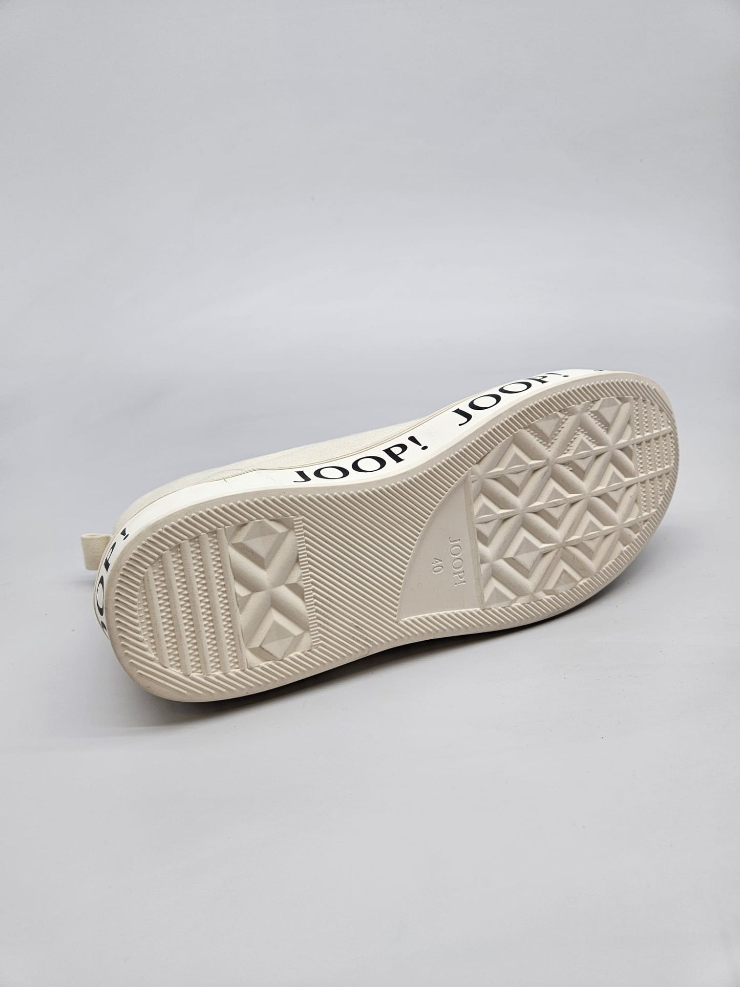 JOOP NOVI ORIGINAL PATIKI BR 40