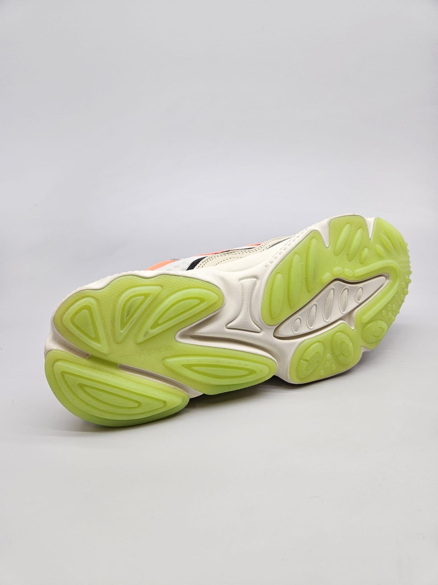 ADIDAS NOVI ORIGINAL PATIKI BR 42.5