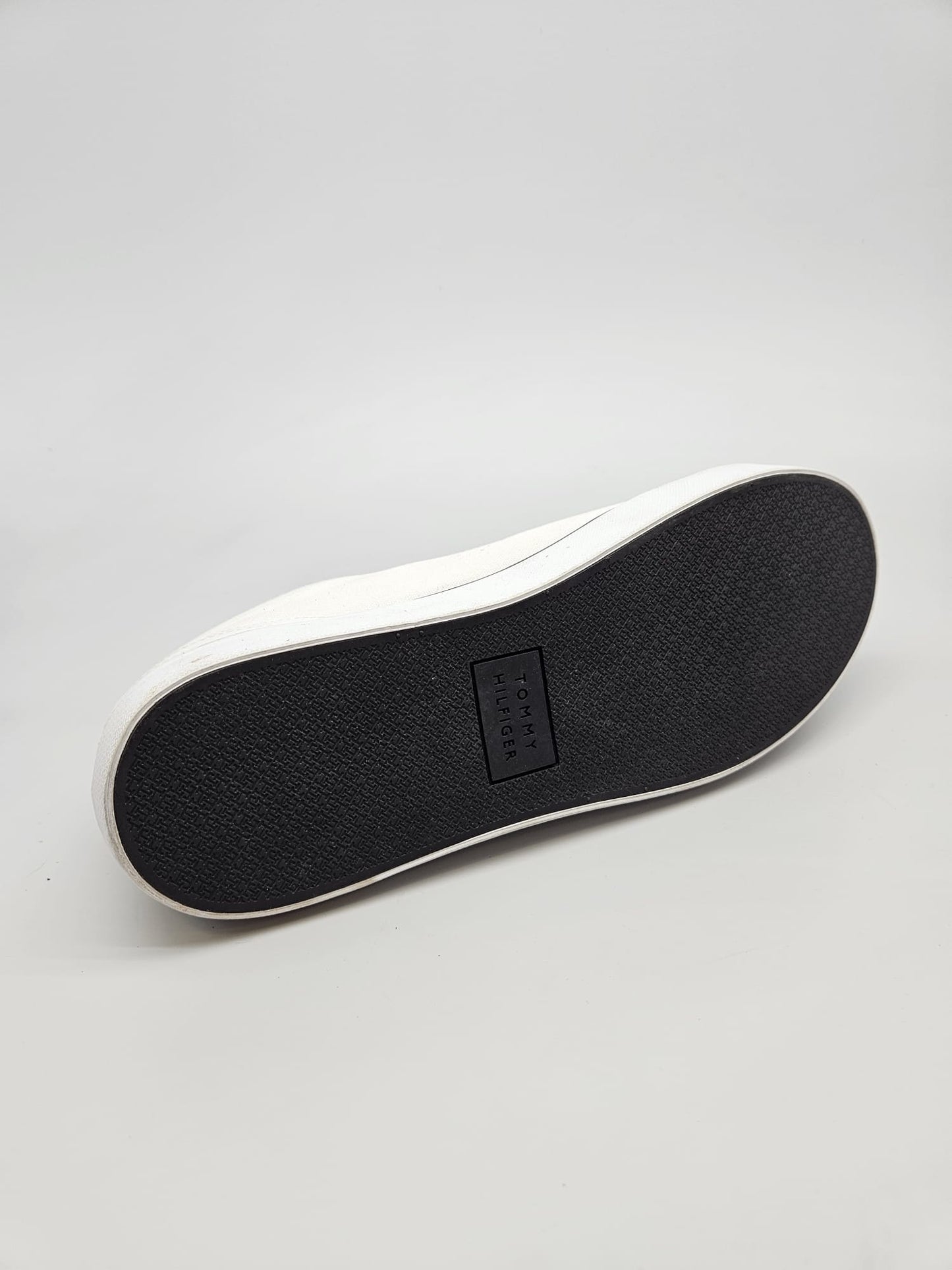 TOMMY HILFIGER ORIGINAL PATIKI BR 44