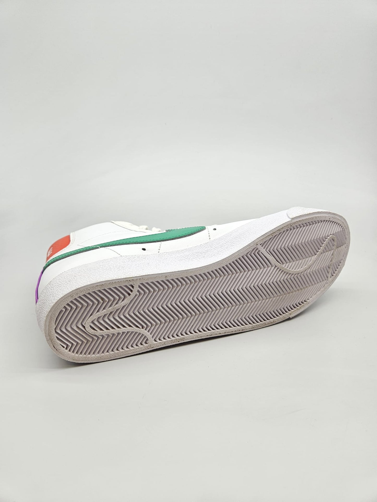 NIKE NOVI ORIGINAL PATIKI BR 42.5