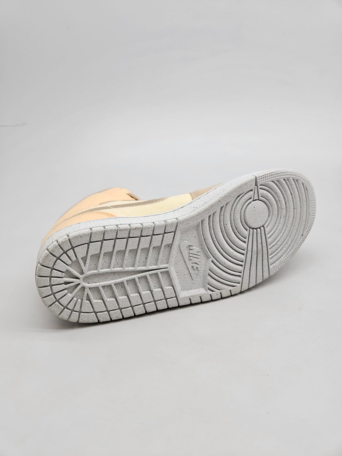 NIKE JORDAN NOVI ORIGINAL PATIKI BR 40.5