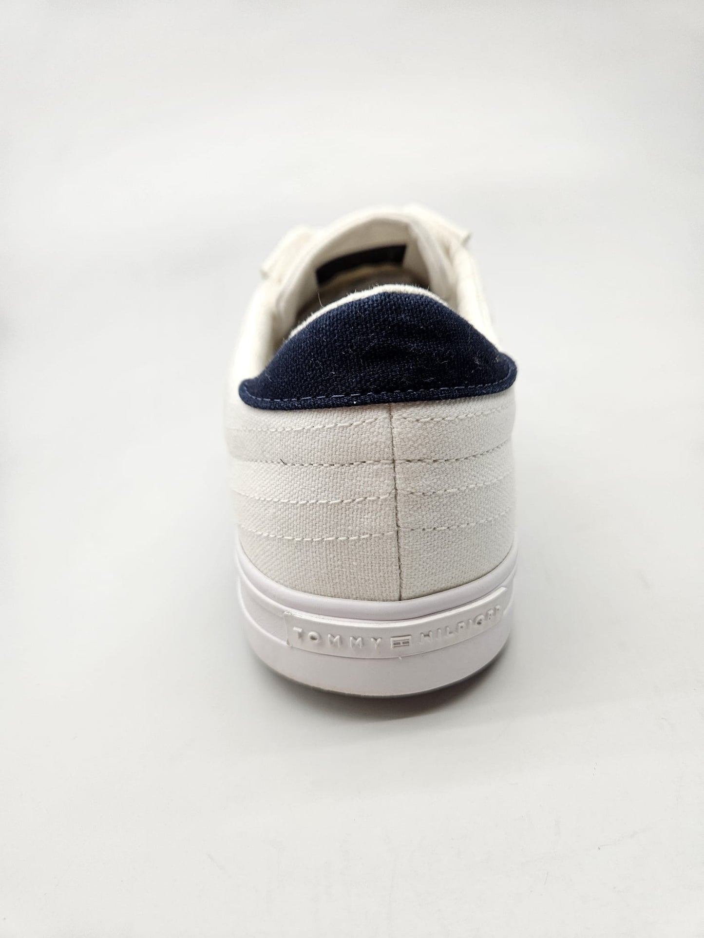 TOMMY HILFIGER ORIGINAL PATIKI BR 44