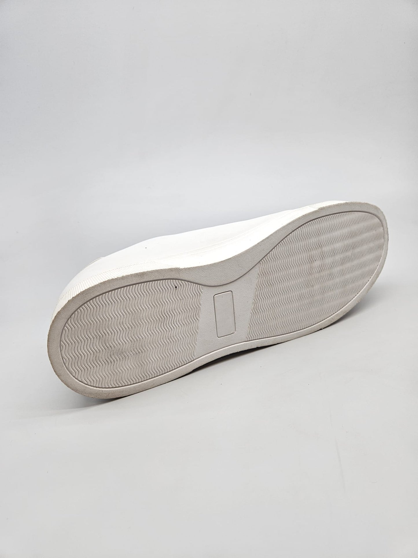 PIER ONE ORIGINAL PATIKI BR 47