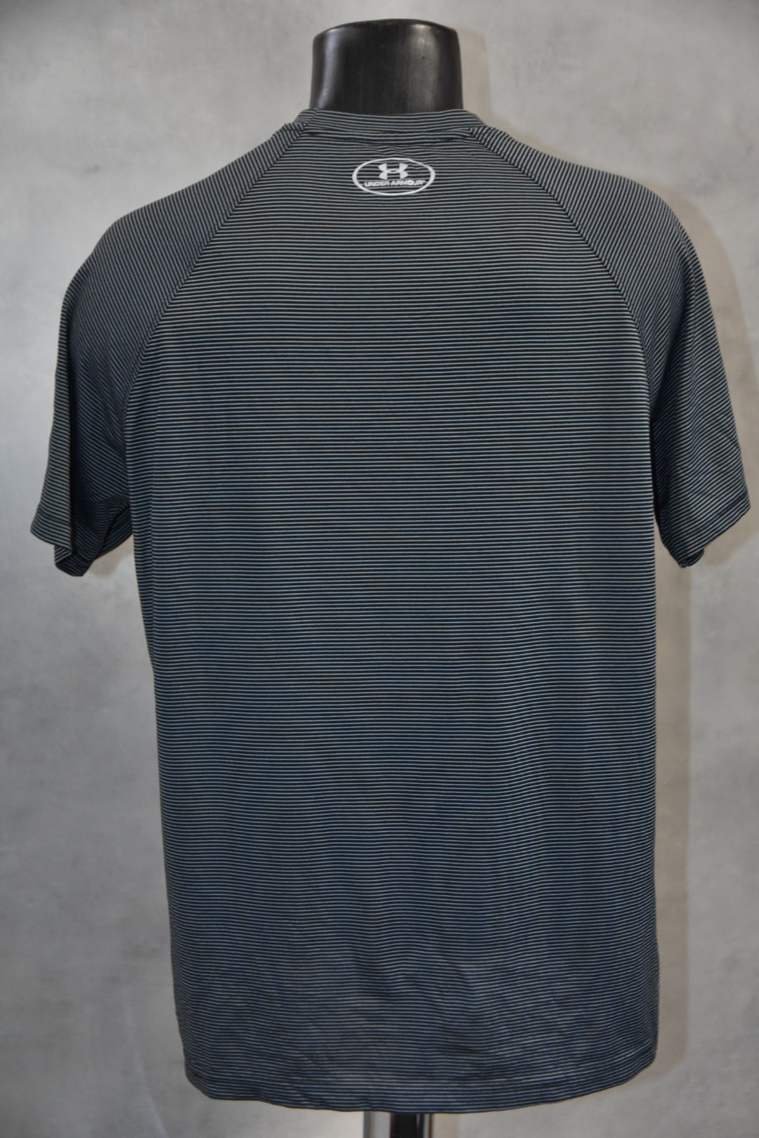 T-shirt me maskë nën blinduar GOLEMINA M