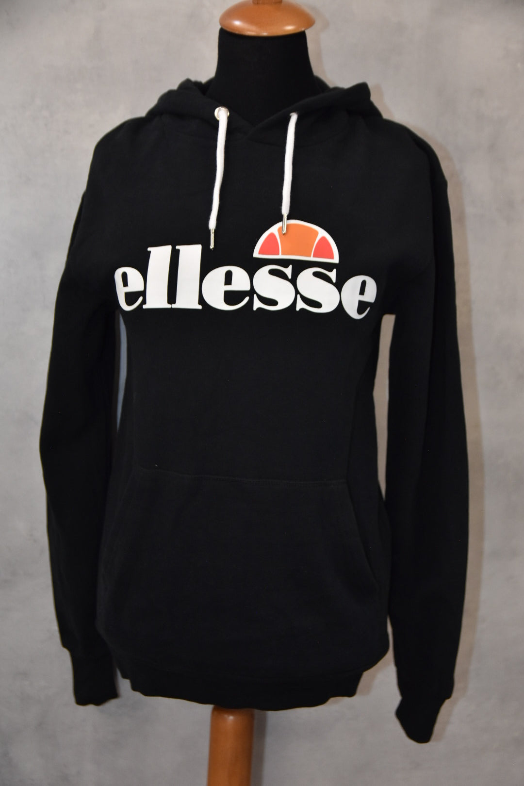 ELLESSE ZENSKA DUKSERKA GOLEMINA S