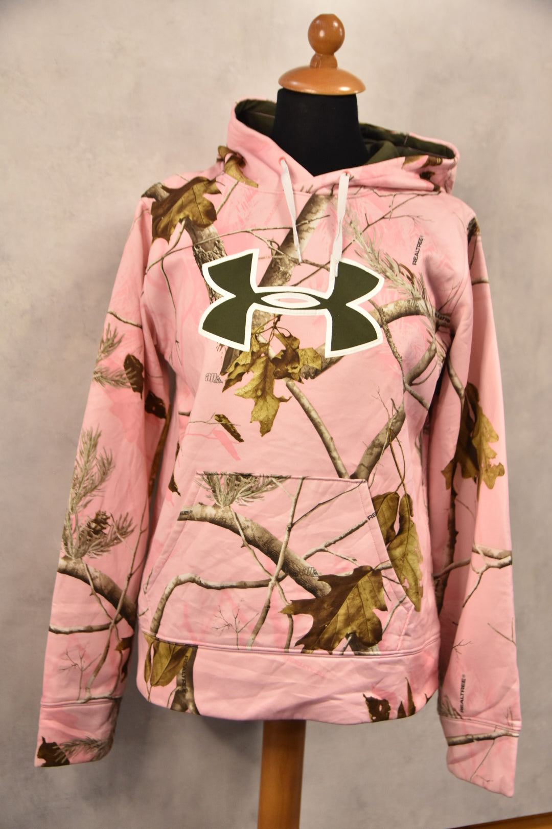 UNDER ARMOUR ZENSKA DUKSERKA GOLEMINA M