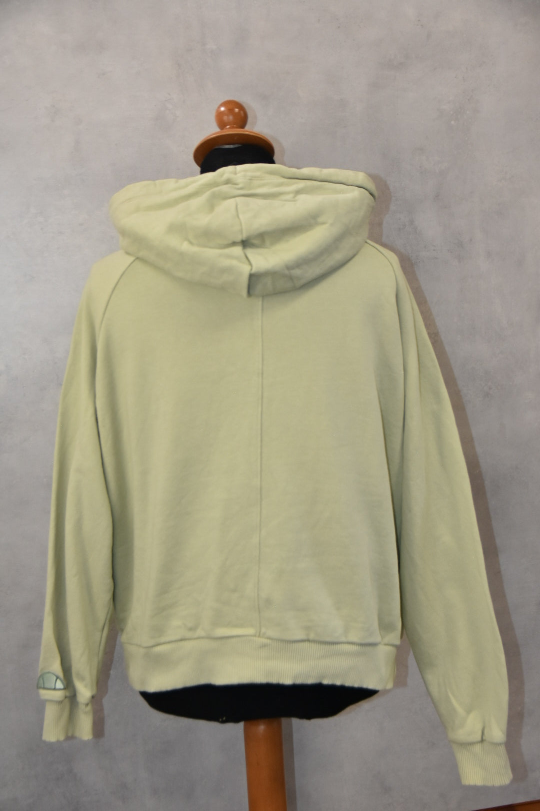 ELLESSE ZENSKA DUKSERKA GOLEMINA S