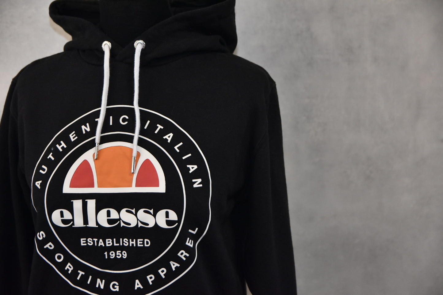 ELLESSE ZENSKA DUKSERKA GOLEMINA S