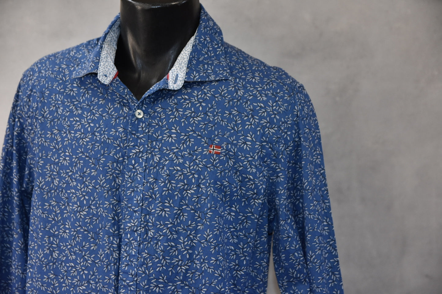 NAPAPIRJI MASKA KOSULA GOLEMINA M