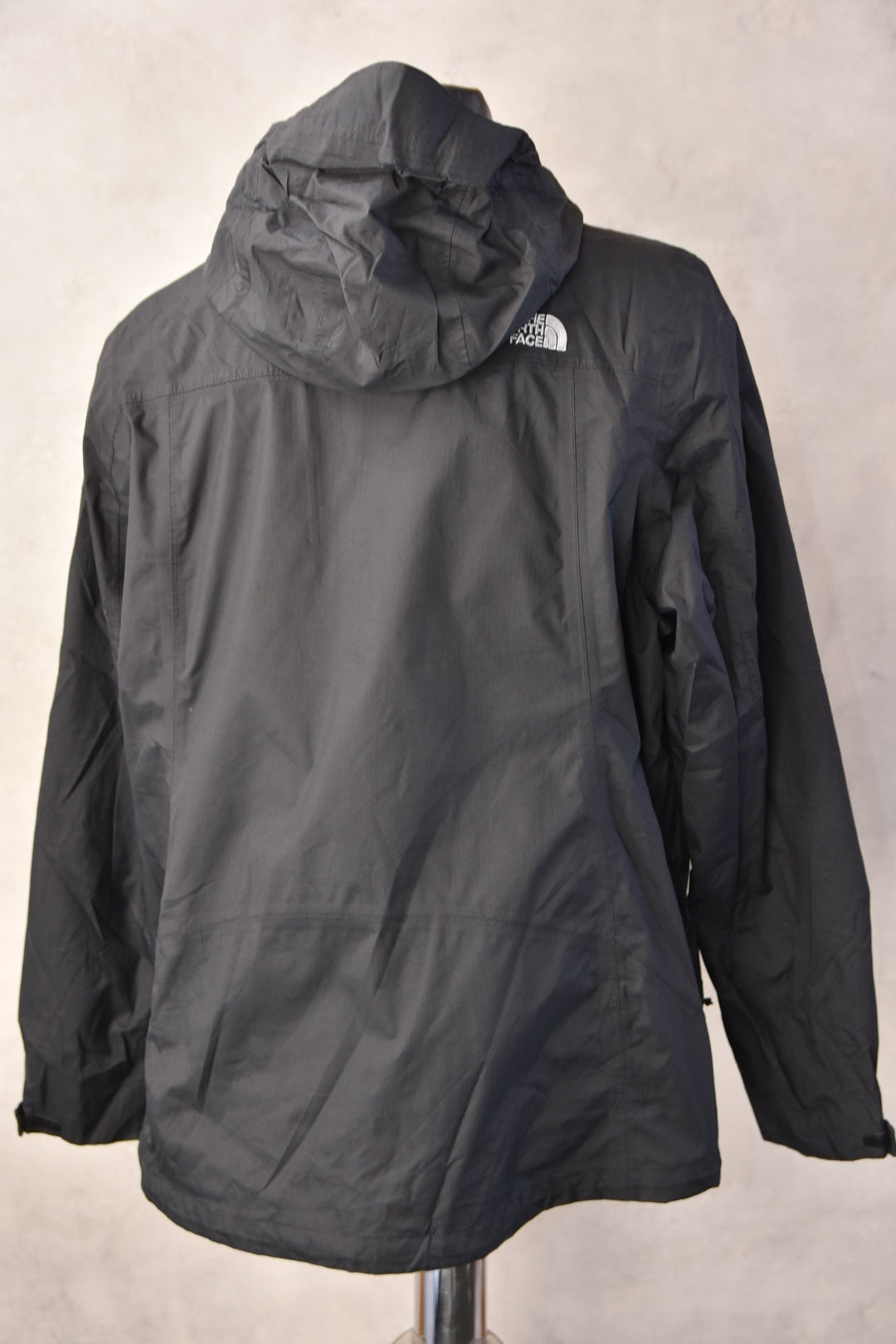 THE NORTH FACE VODOOTPORNA ZENSKA JAKNA XL
