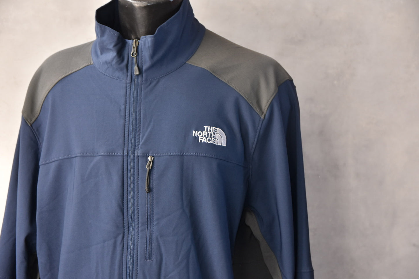 THE NORTH FACE MASKA PROLETNA JAKNA GOLEMINA XL