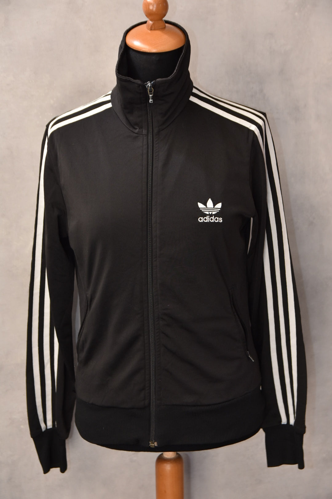 ADIDAS ZENSKA GORNA TRENERKA GOLEMINA S