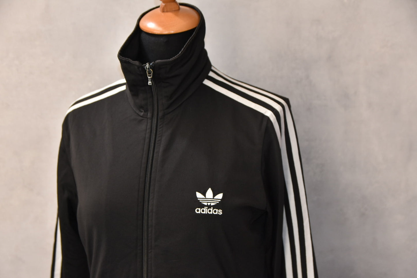 ADIDAS ZENSKA GORNA TRENERKA GOLEMINA S
