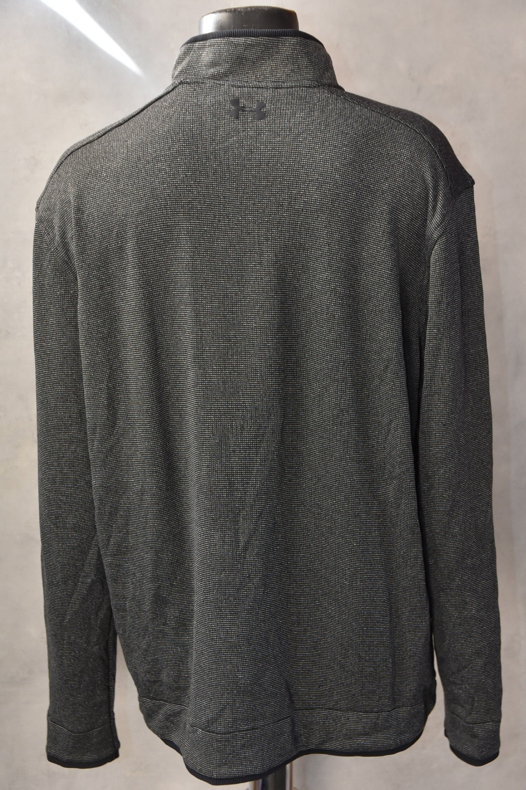 UNDER ARMOUR MASKA BLUZA GOLEMINA XL