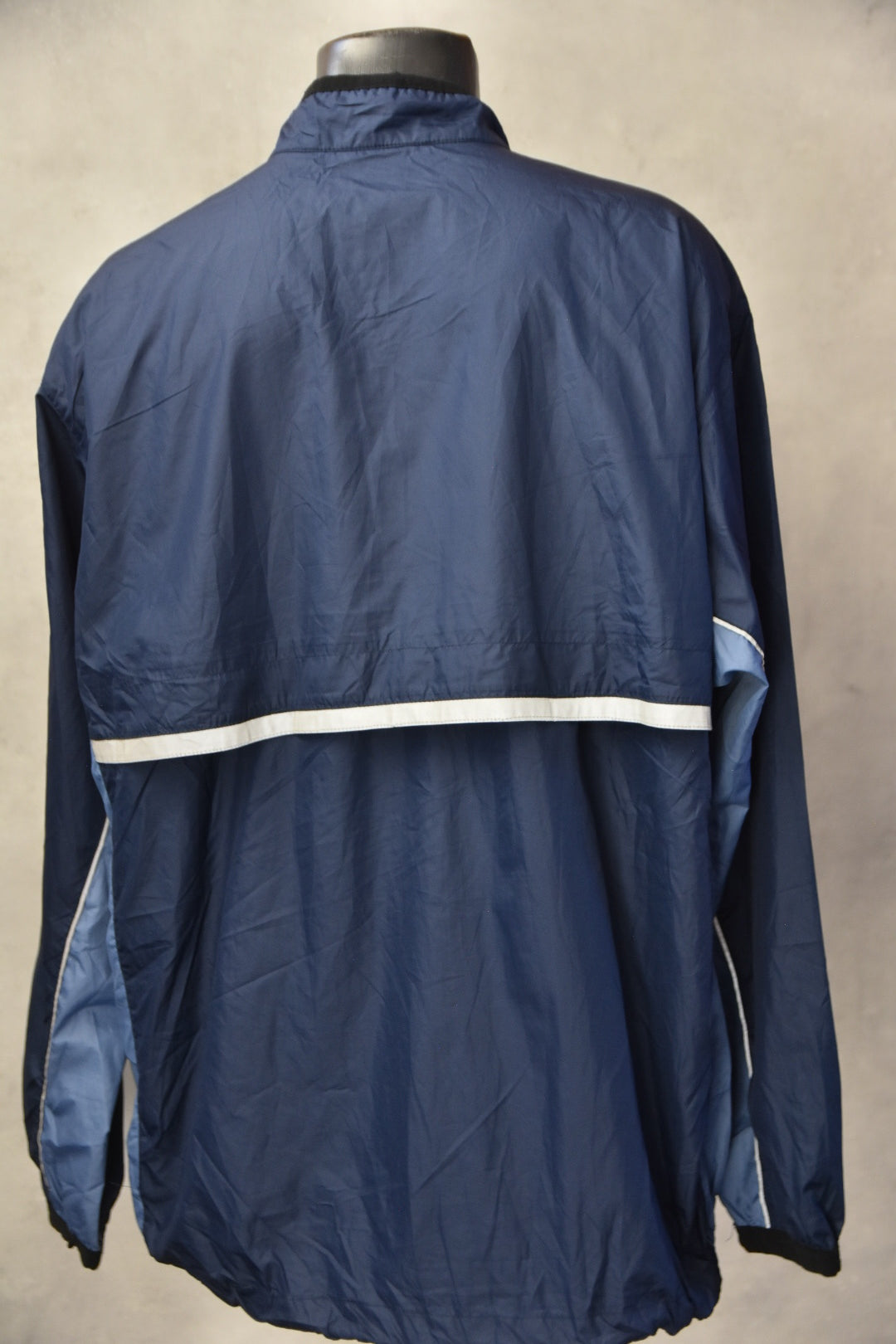 NIKE MASKA VODOOTPORNA TRENERKA GOLEMINA XL