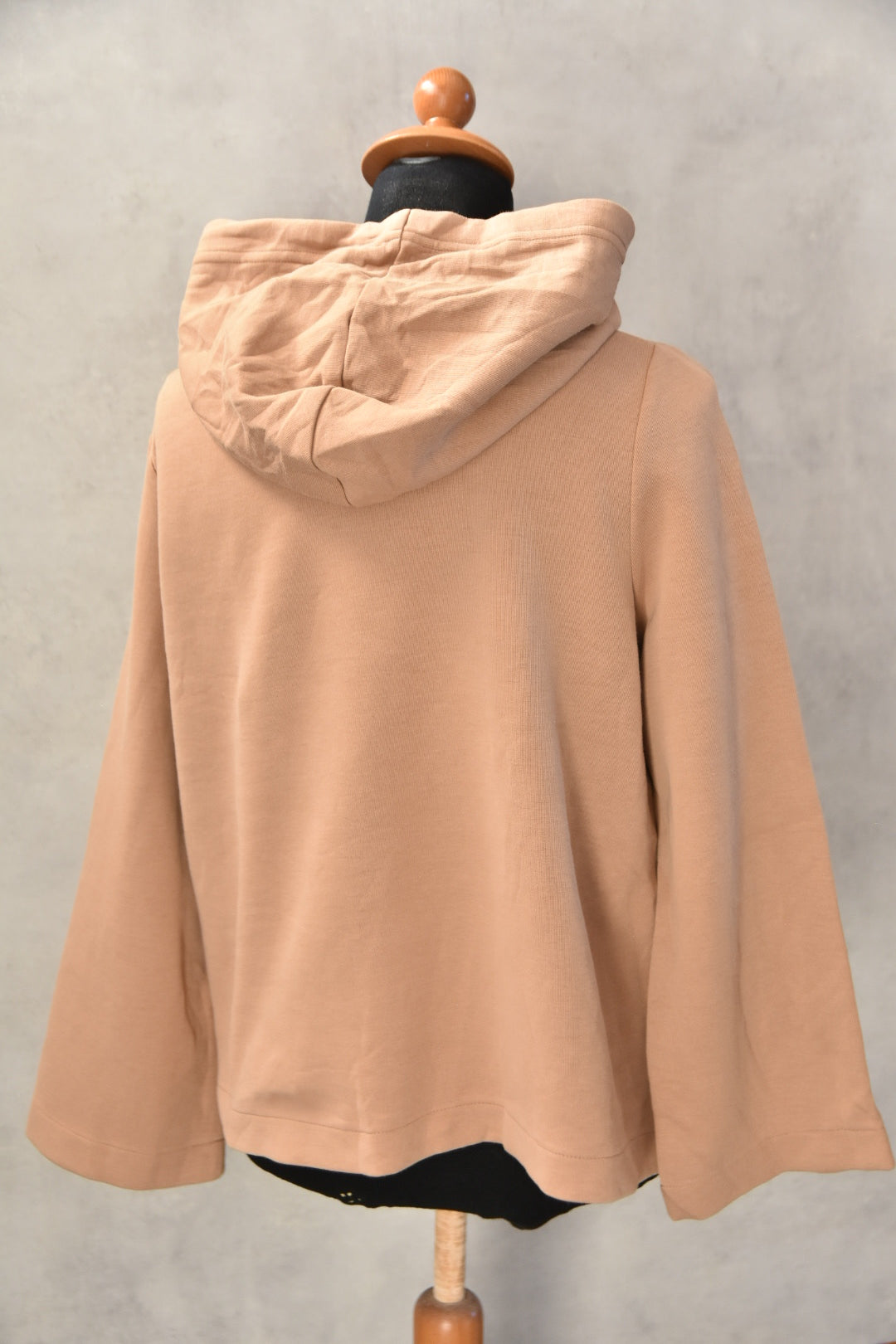 CALVIN KLEIN ZENSKA DUKSERKA GOLEMINA S