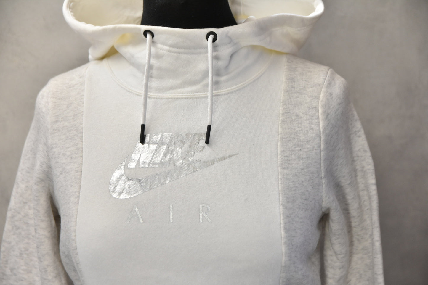 NIKE ZENSKA DUKSERKA GOLEMINA XS