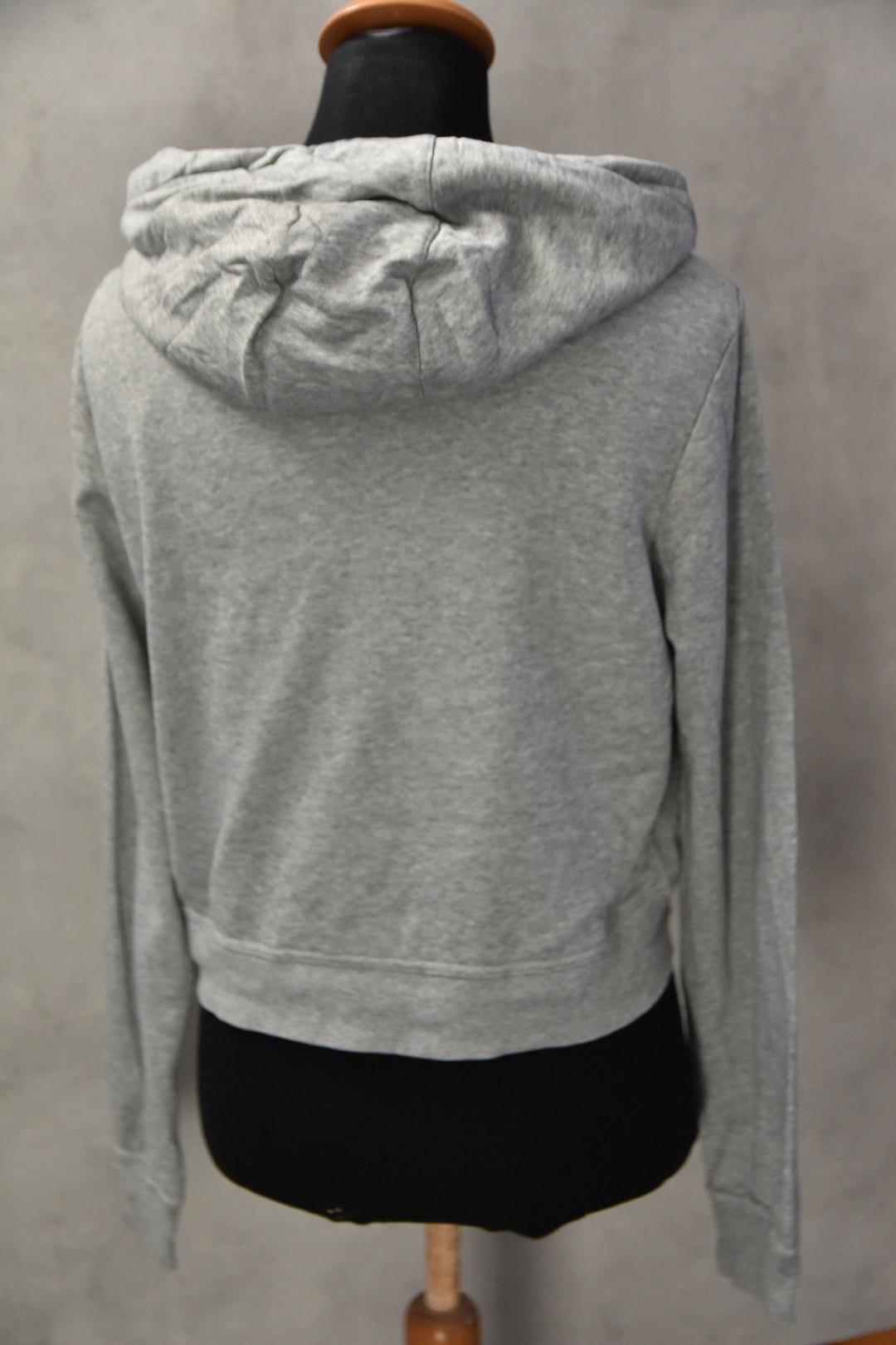 NIKE ZENSKA DUKSERKA GOLEMINA M