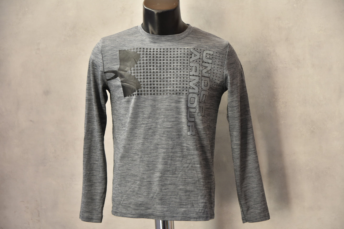 UNDER ARMOUR MASKA DETSKA BLUZA GOLEMINA XL