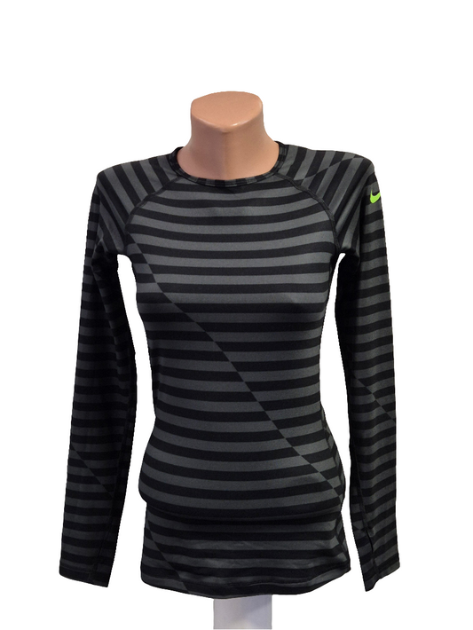 NIKE ZENSKA BLUZA GOLEMINA XS