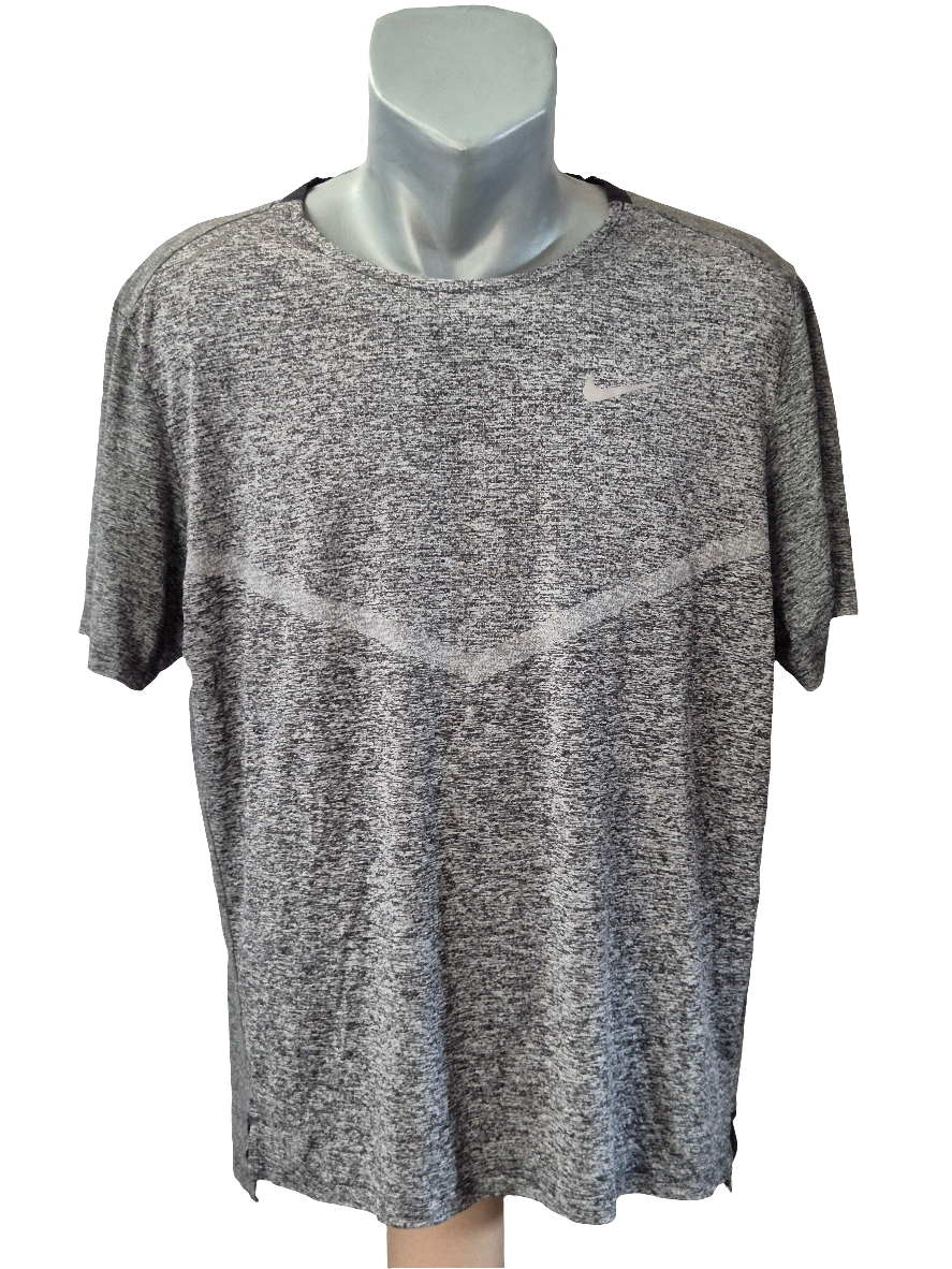 NIKE ZENSKA MAICA GOLEMINA XL