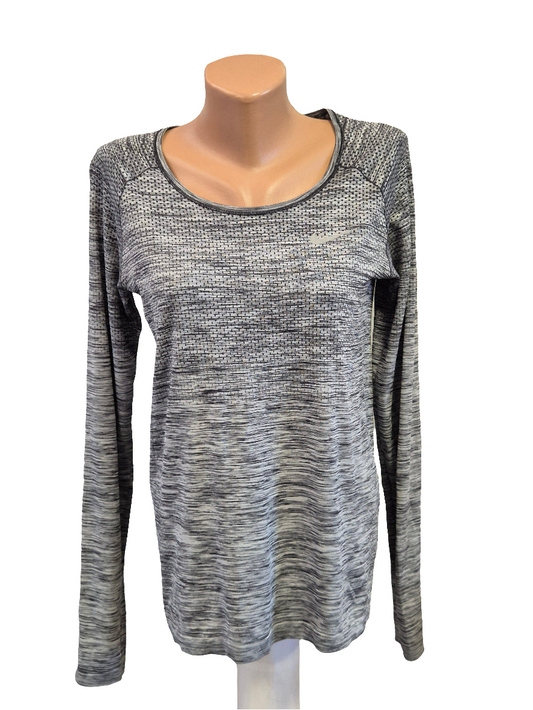 NIKE ZENSKA BLUZA GOLEMINA M