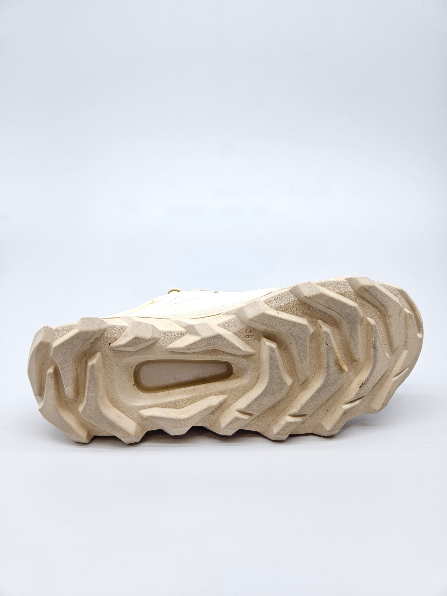 ECCO ORIGINAL KOZNI PATIKI BR 38