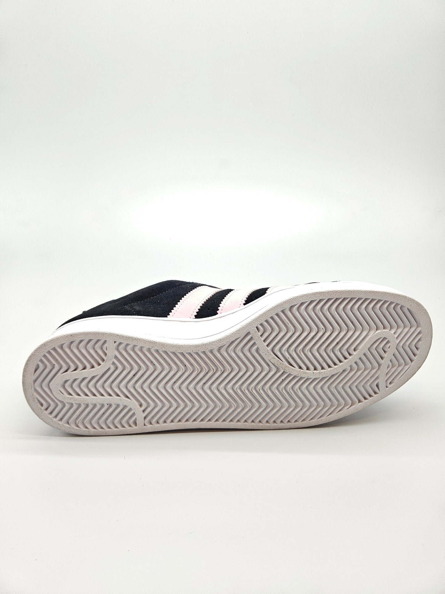 ADIDAS NOVI ORIGINAL PATIKI BR 43