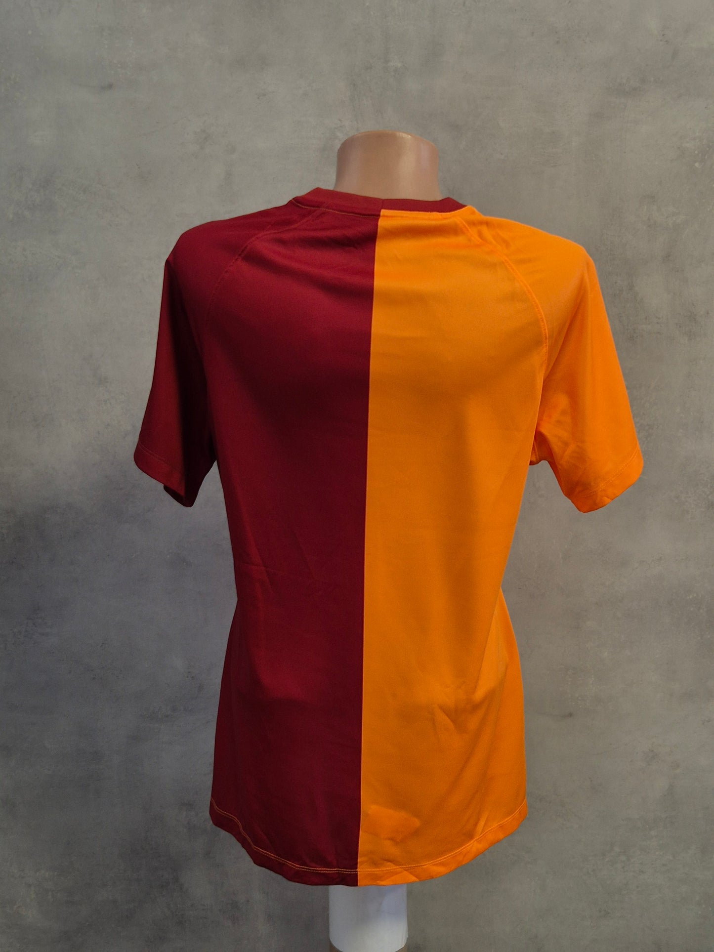 NIKE ZENSKA MAICA GOLEMINA L