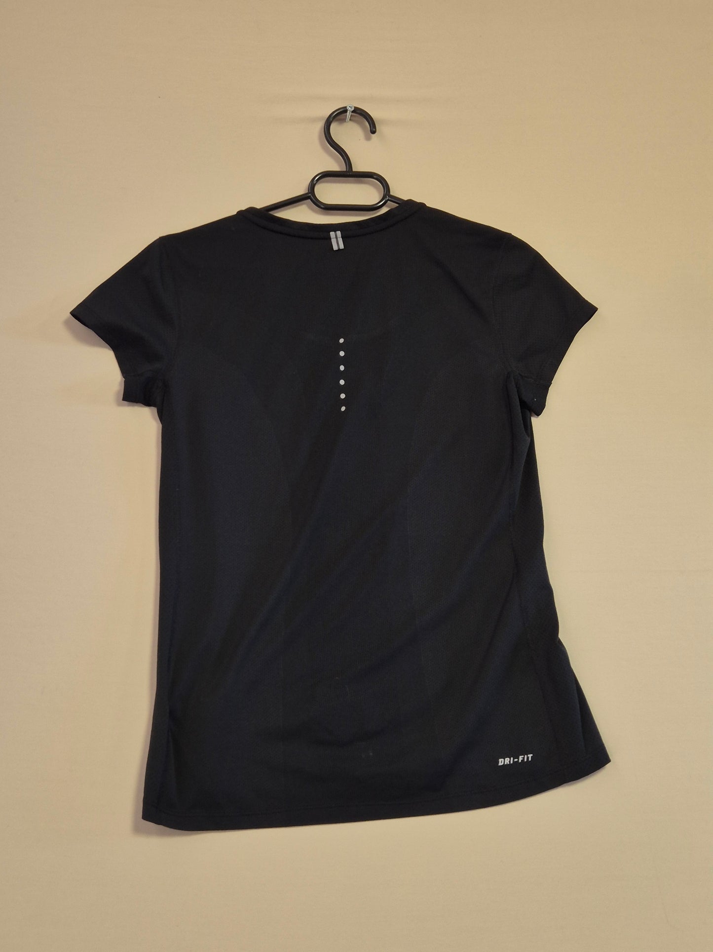 NIKE ZENSKA MAICA GOLEMINA S