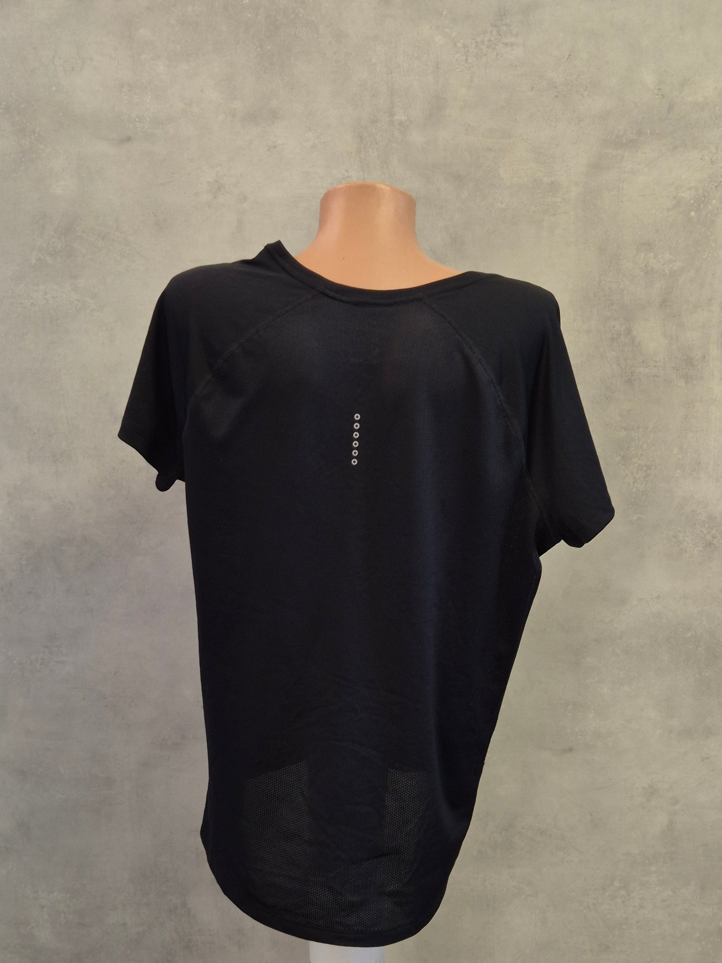 NIKE ZENSKA MAICA GOLEMINA XL