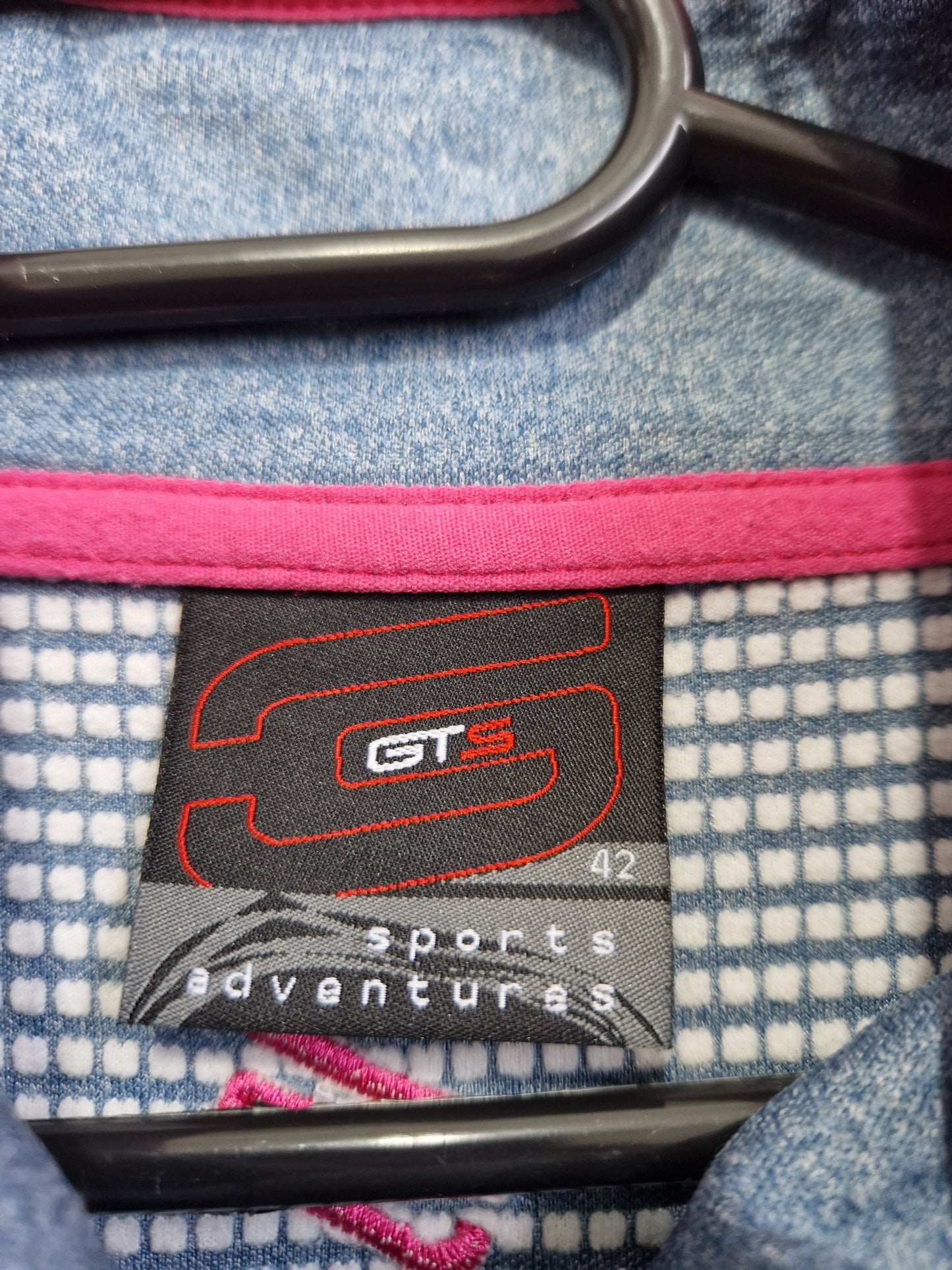 ZENSKA TRENERKA GOLEMINA L