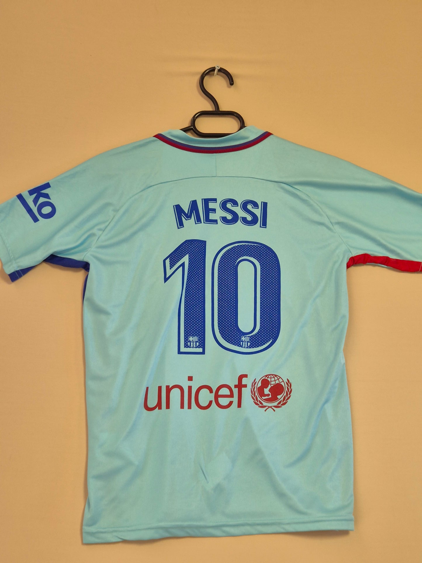 NIKE MASKA DETSKA MAICA GOLEMINA 164
