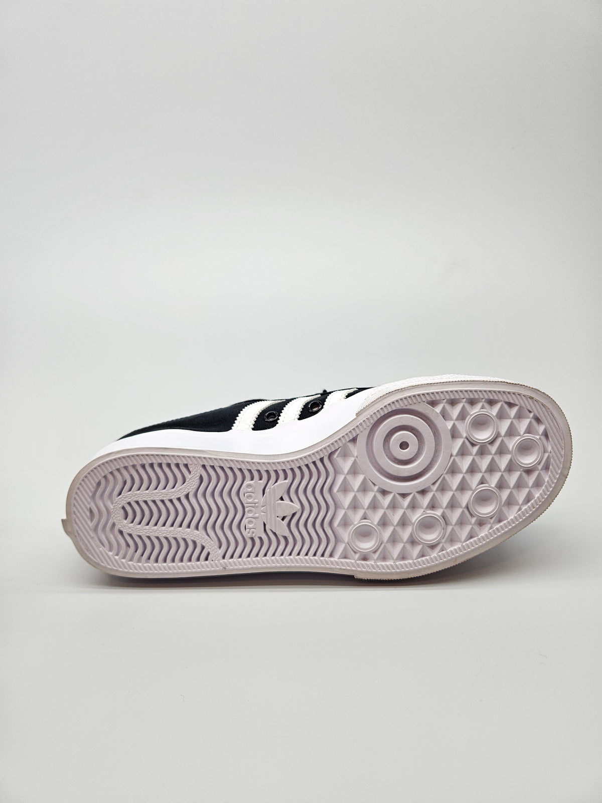 ADIDAS NOVI ORIGINAL PATIKI BR 38
