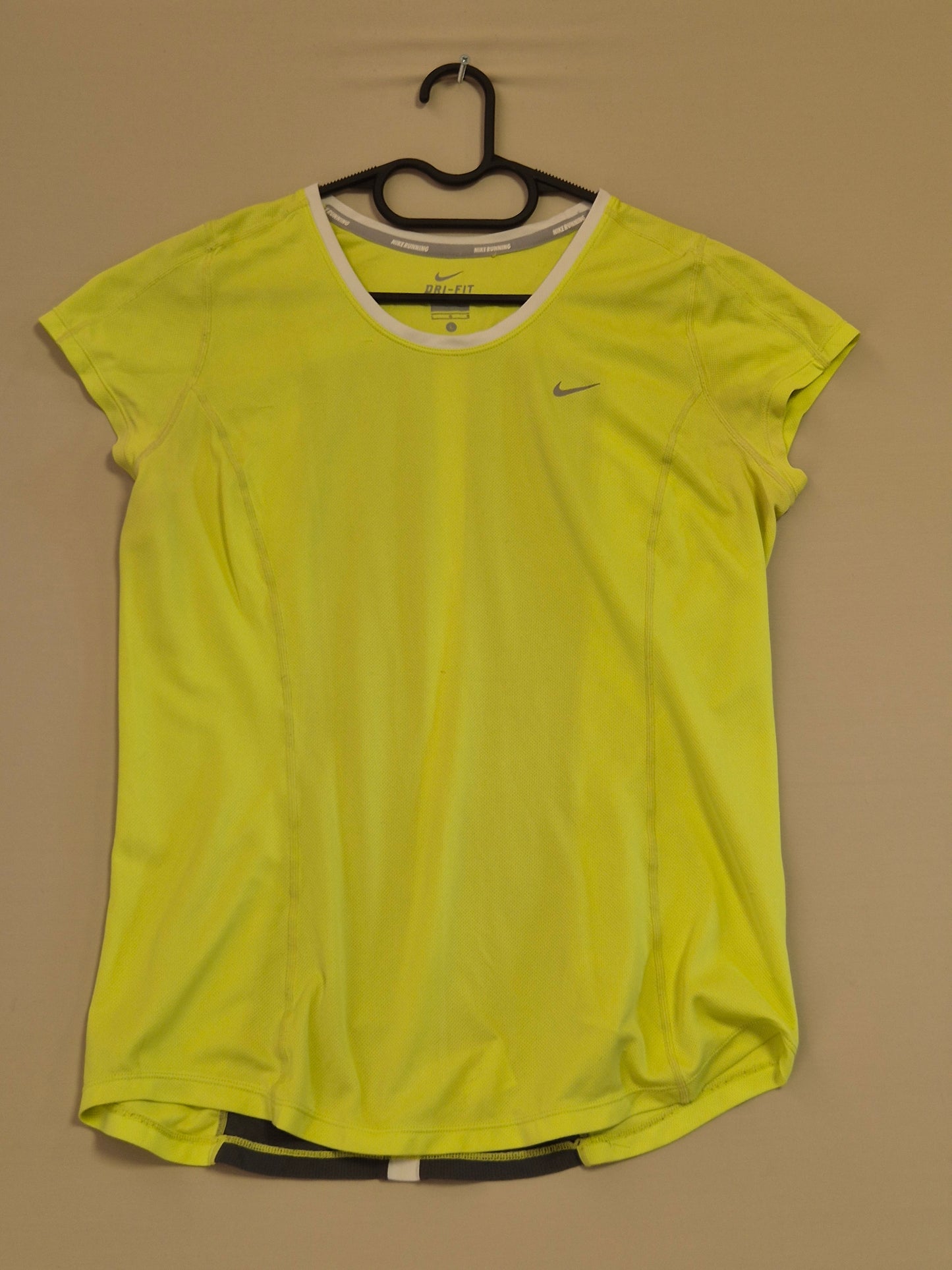 NIKE ZENSKA MAICA GOLEMINA L