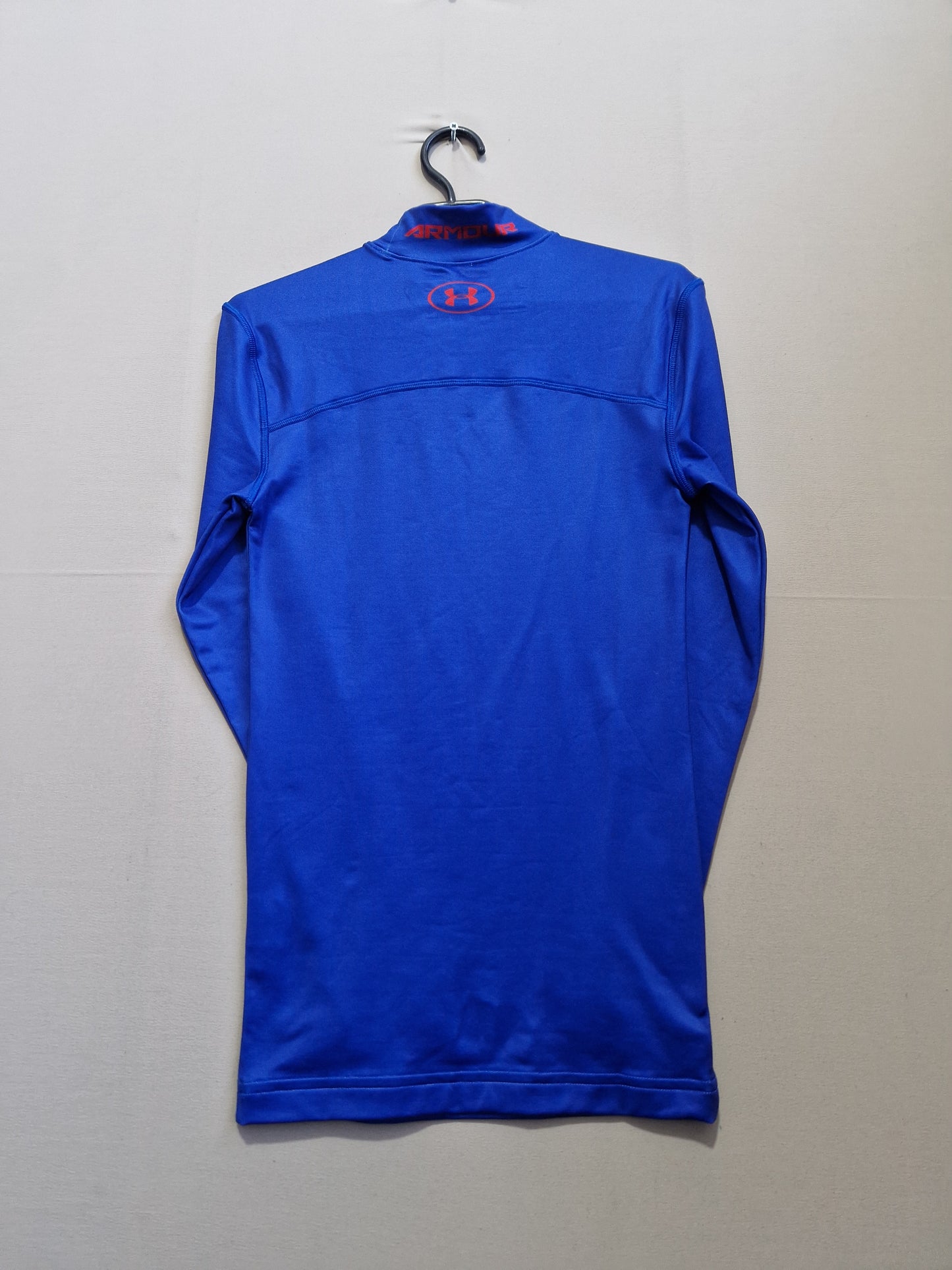 UNDER ARMOUR MASKA SLIMFIT BLUZA GOLEMINA S