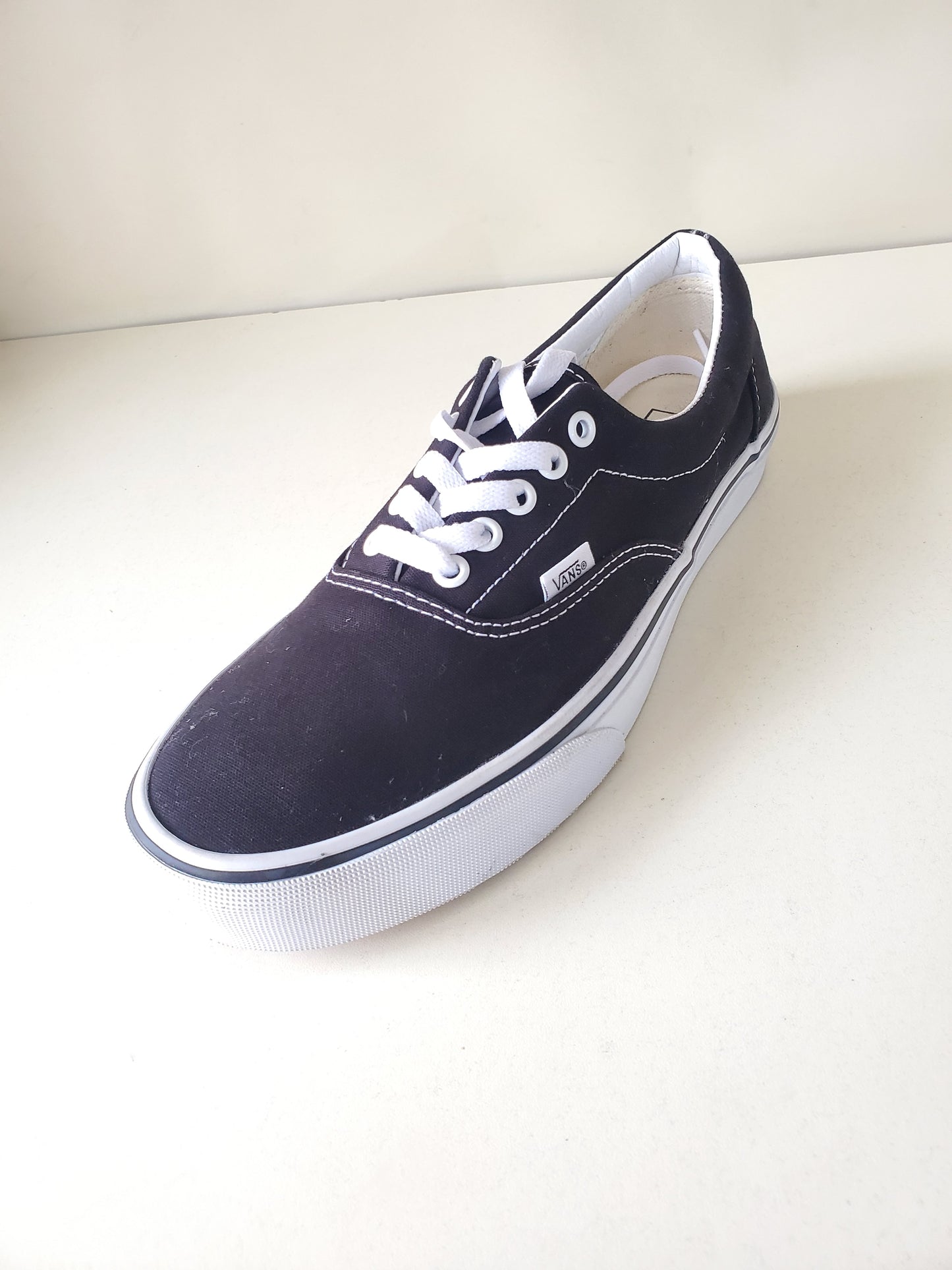 VANS NOVI ORIGINAL PATIKI BR 42.5 CM 27.5