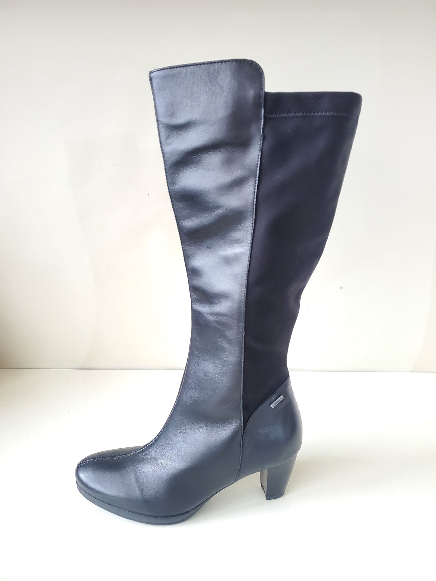 ÇIZMET ARA GORETEX ORIGJINALE TË REJA BR 36