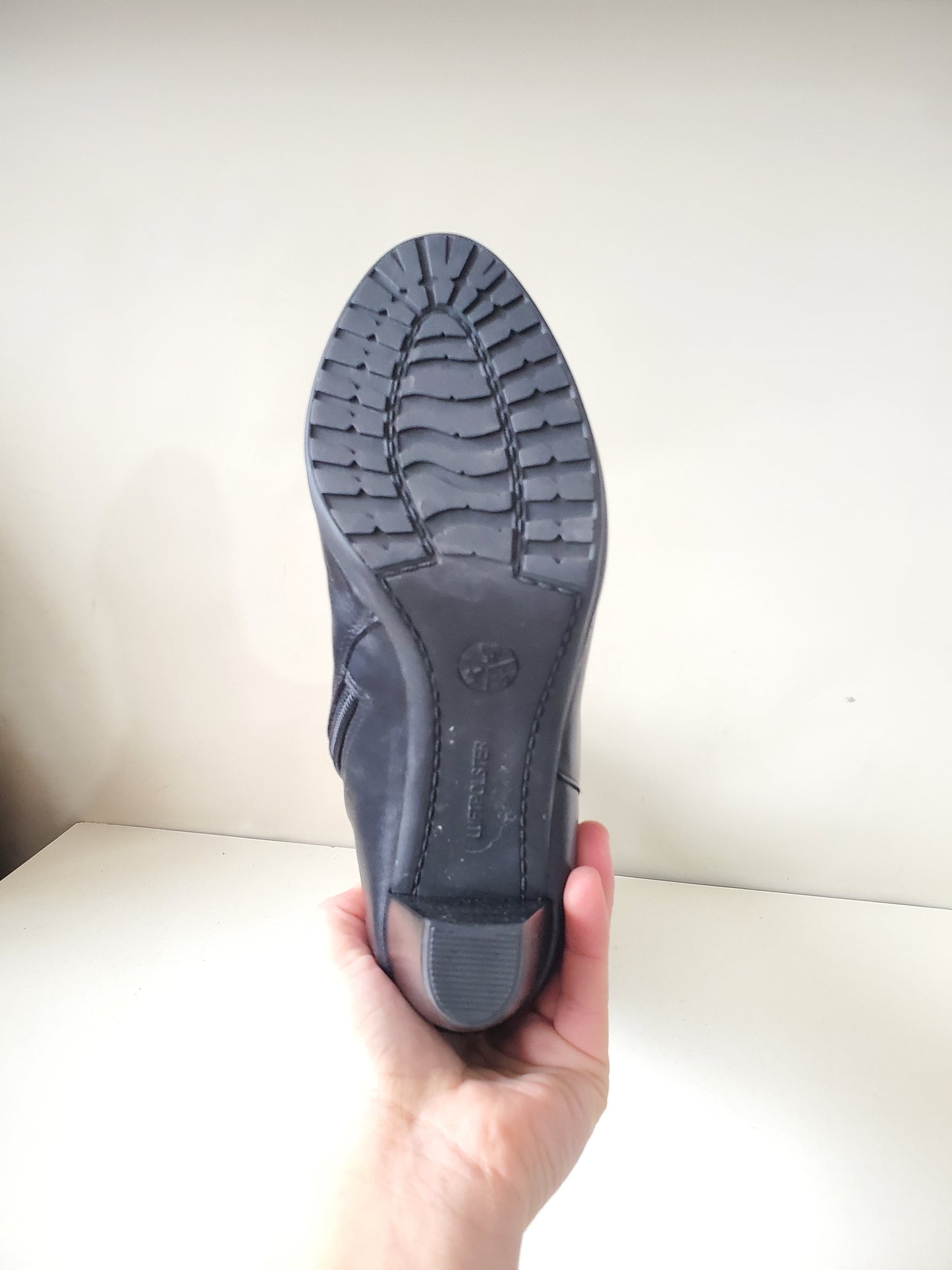 ÇIZMET ARA GORETEX ORIGJINALE TË REJA BR 36
