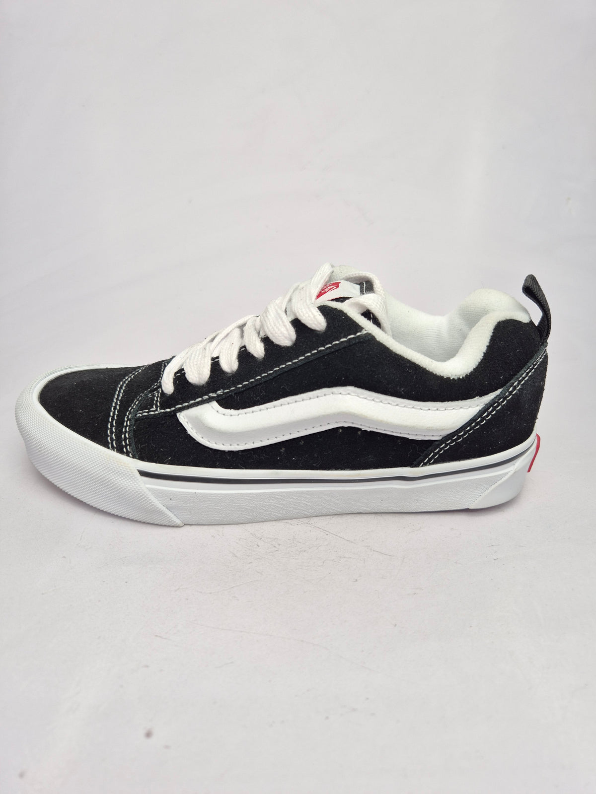 VANS NOVI ORIGINAL PATIKI BR 36