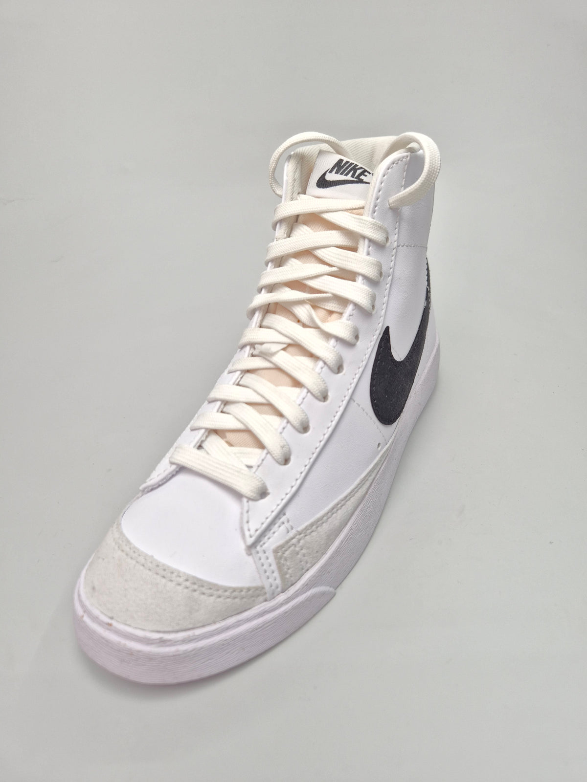 NIKE NOVI ORIGINAL PATIKI BR 37.5