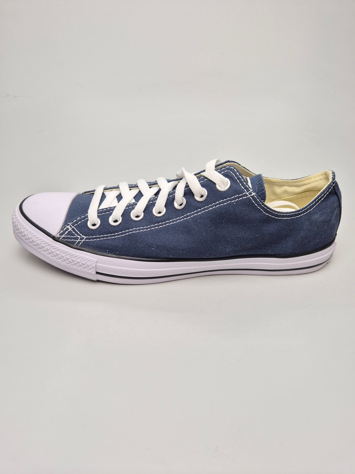 CONVERSE NOVI ORIGINAL PATIKI BR 44
