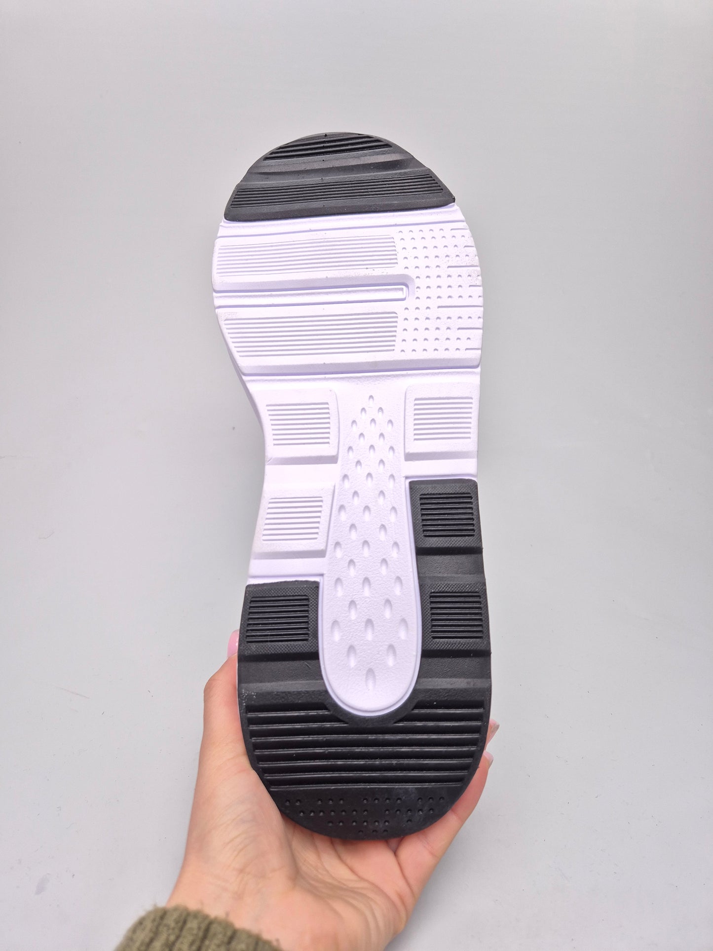 MC KENZIE NOVI ORIGINAL PATIKI BR 46