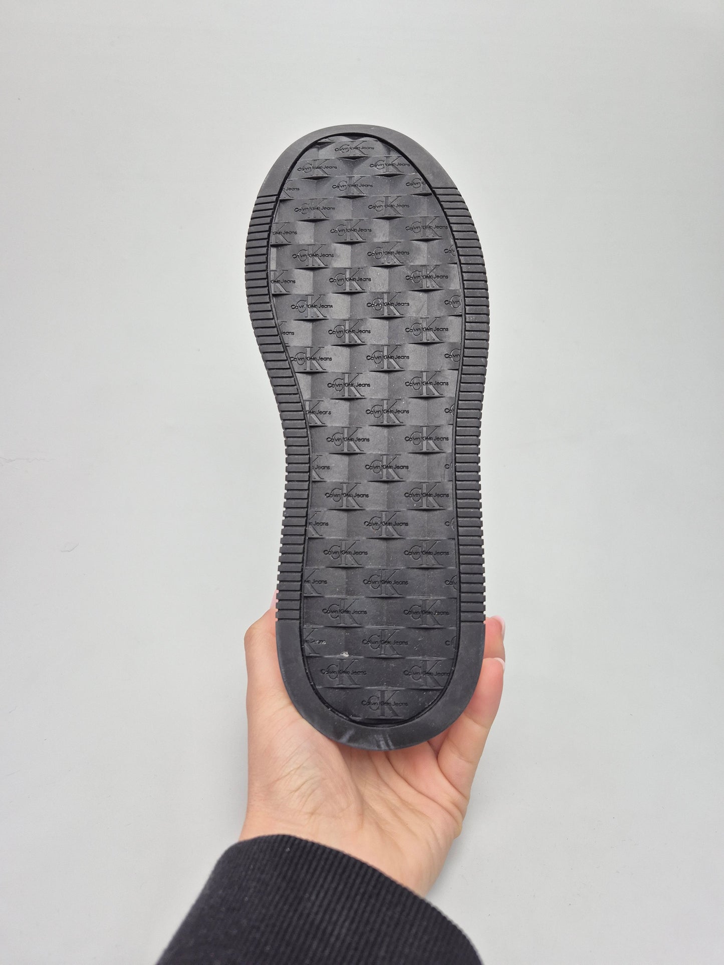 CALVIN KLEIN NOVI ORIGINAL ZENSKI PATIKI BR 37