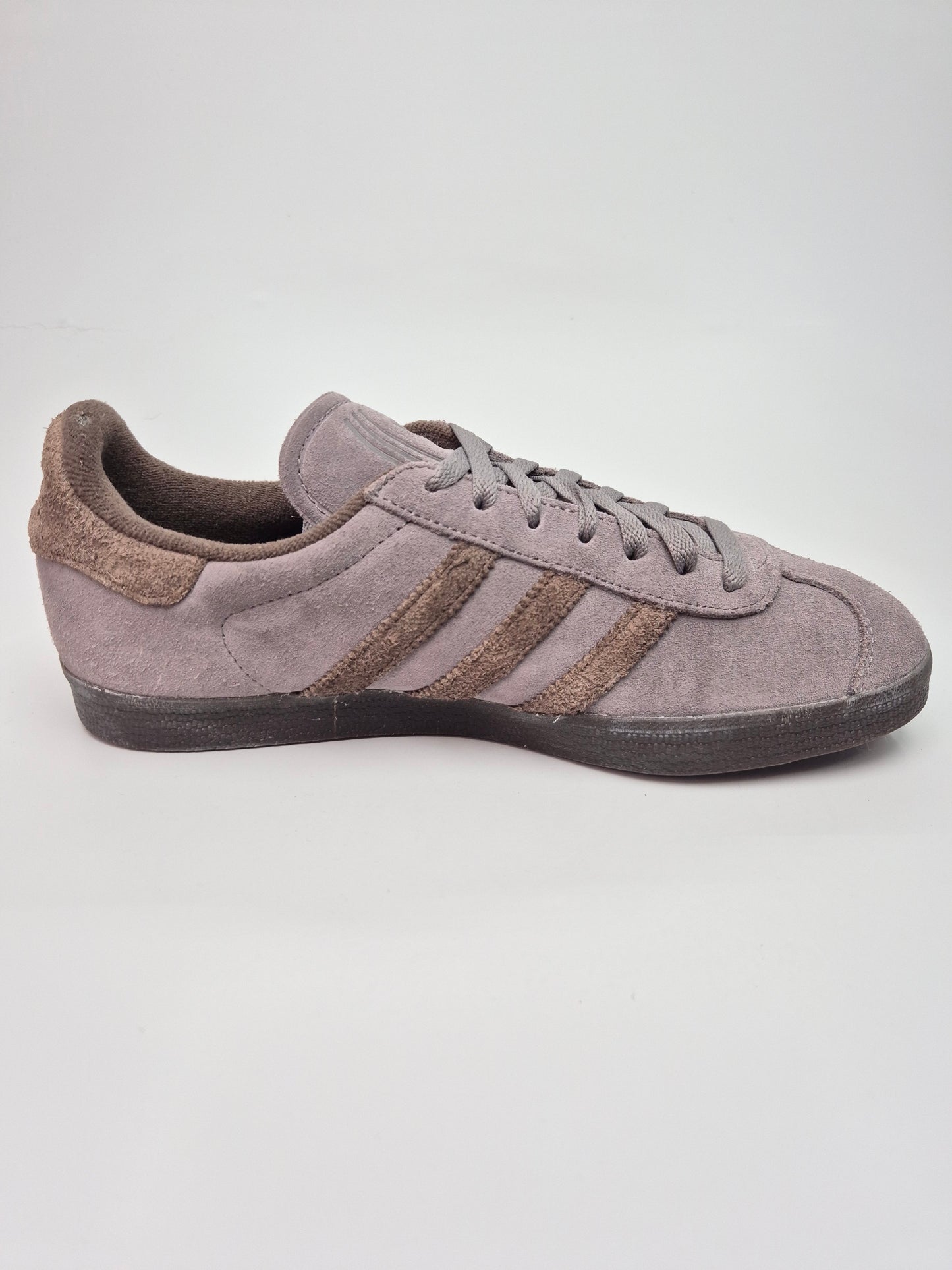 ADIDAS GAZZELE NOVI ORIGINAL PATIKI BR 44.5