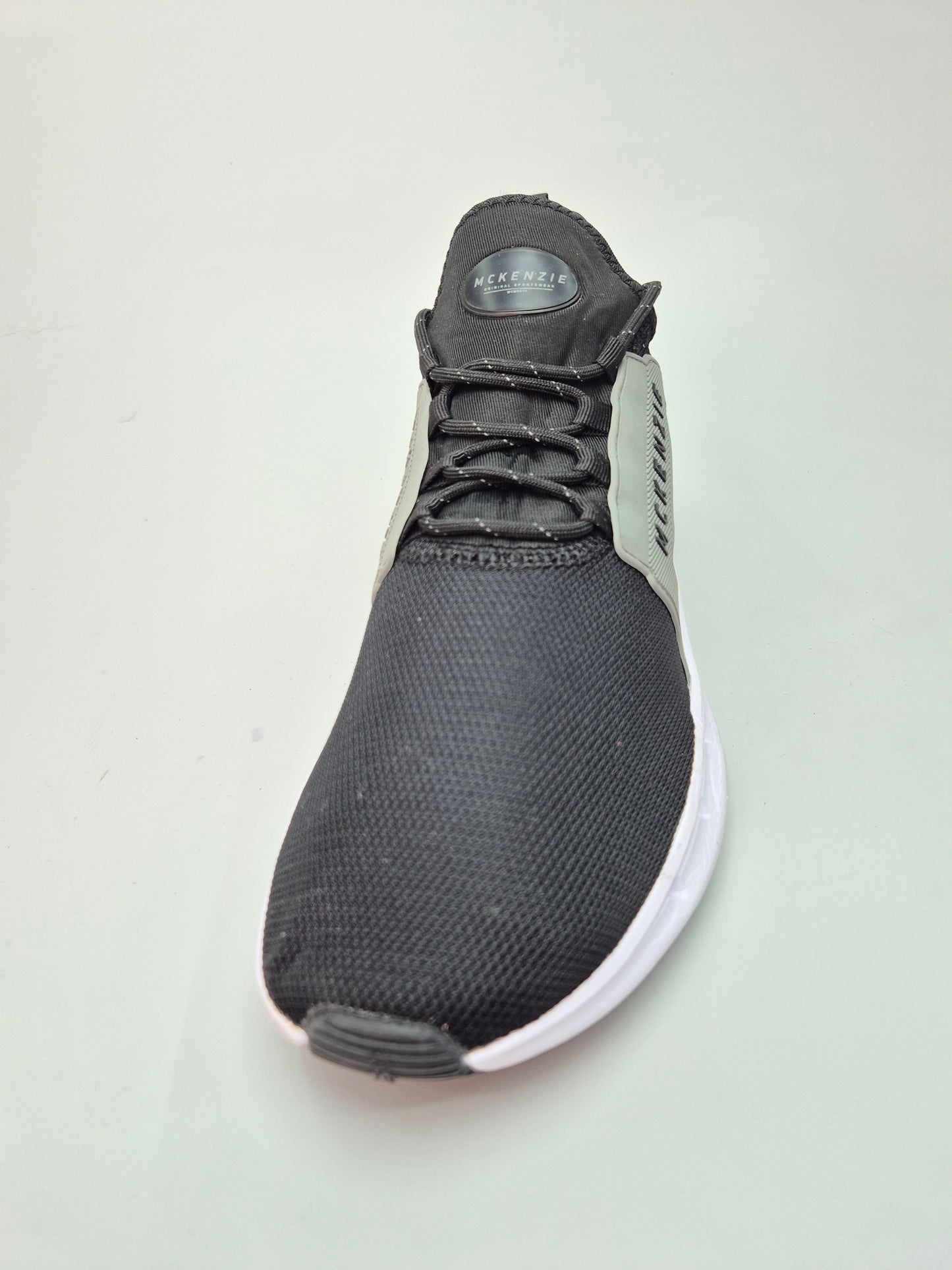 MC KENZIE NOVI ORIGINAL PATIKI BR 44.5