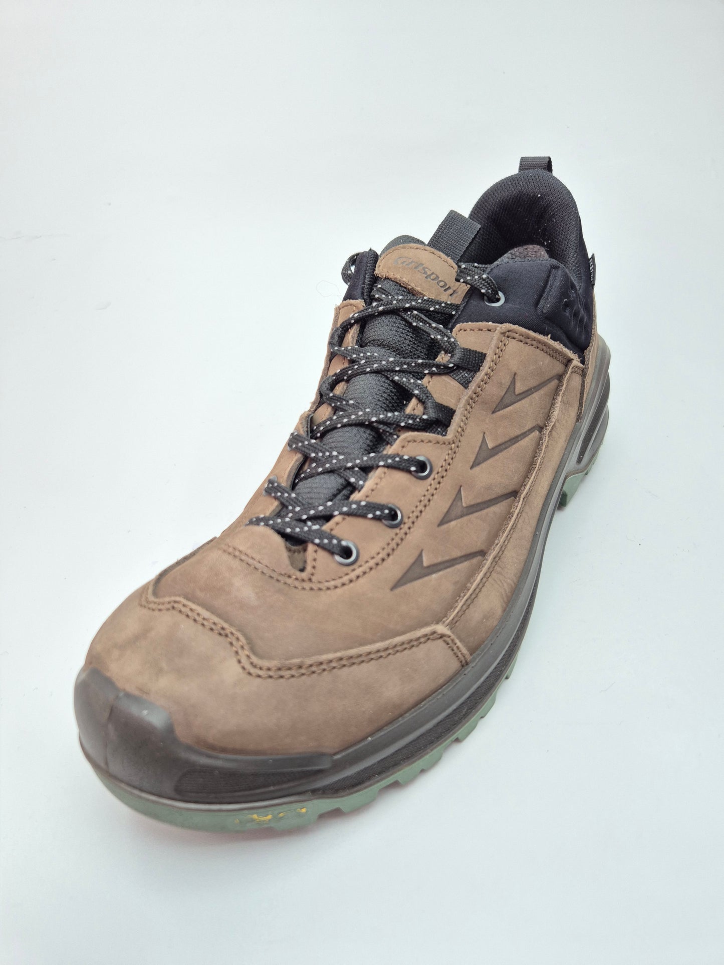 GRI SPORT ORIGINAL VODOOTPORNI MASKI PATIKI BR 44