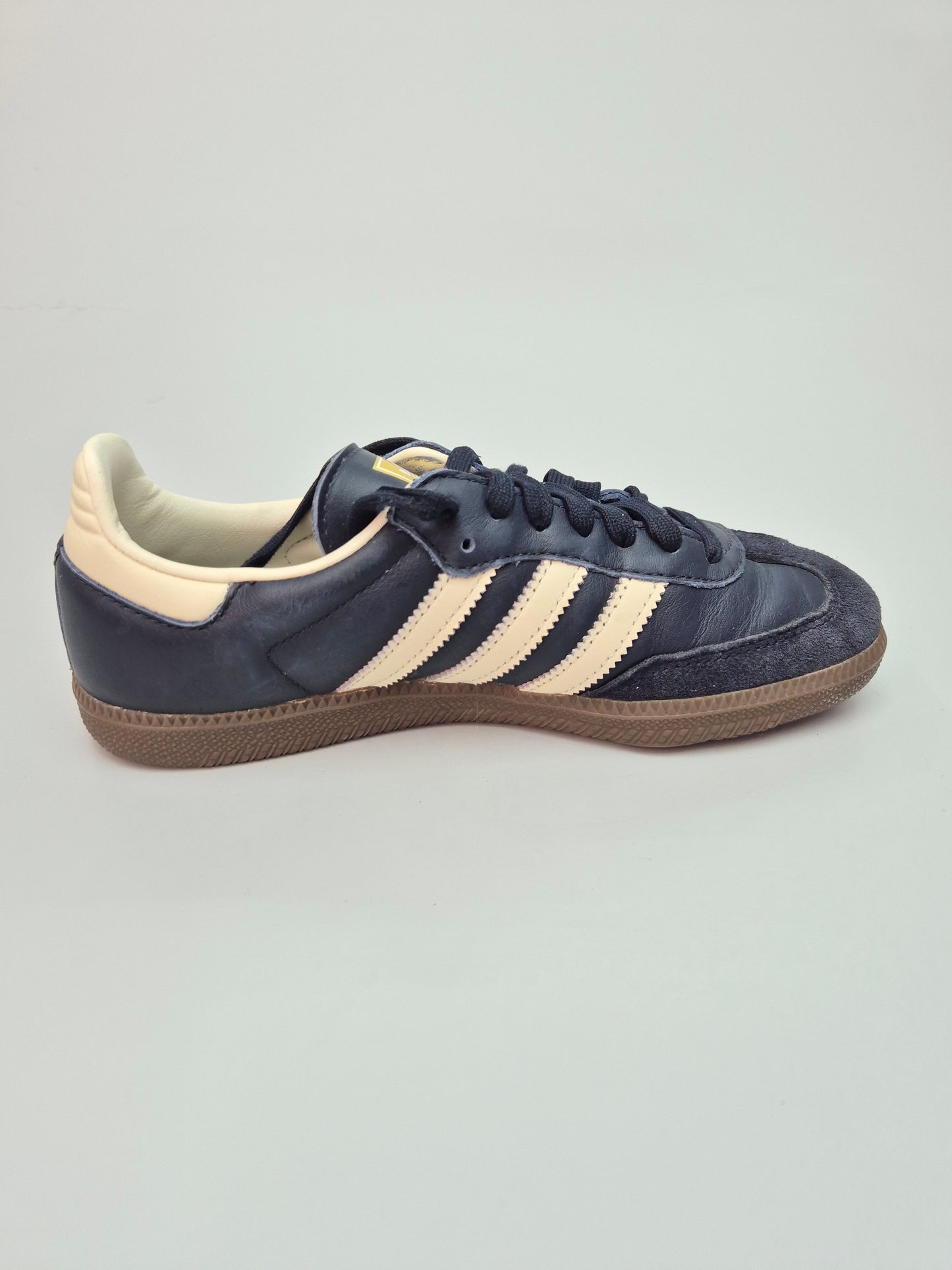 ADIDAS SAMBA ORIGINAL KOZNI ZENSKI PATIKI BR 38